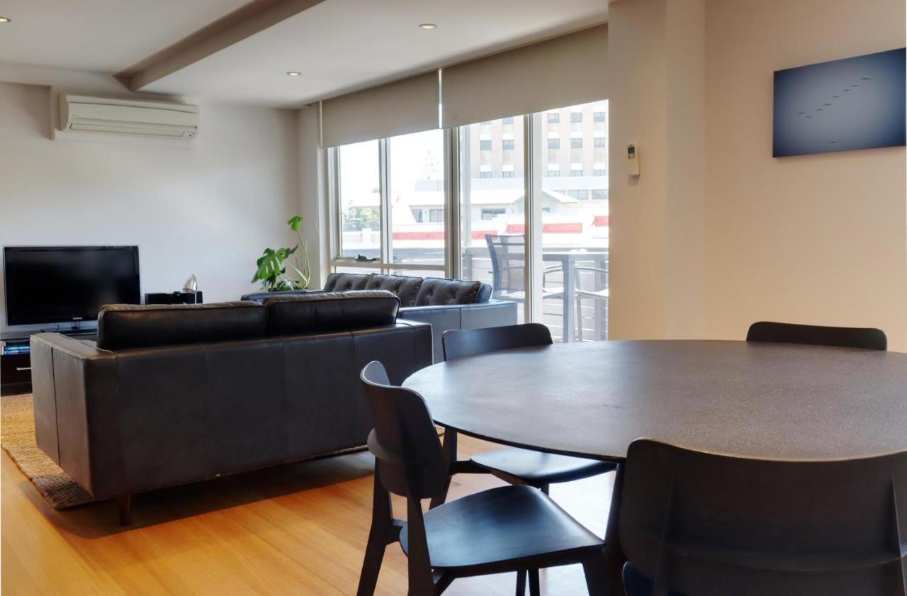 Ferienwohnung Fiveways Balcony, King Bed, Chef'S Kitchen Fremantle Exterior foto