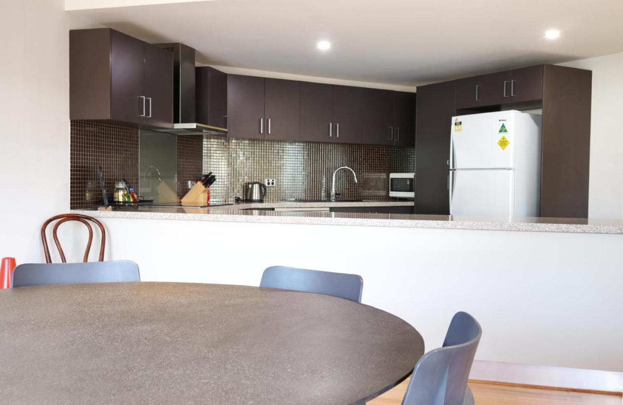 Ferienwohnung Fiveways Balcony, King Bed, Chef'S Kitchen Fremantle Exterior foto